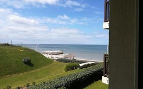 Studio Cosy Vue Mer Avec Acces Direct A La Plage Sejour De 2 Nuits Minimum